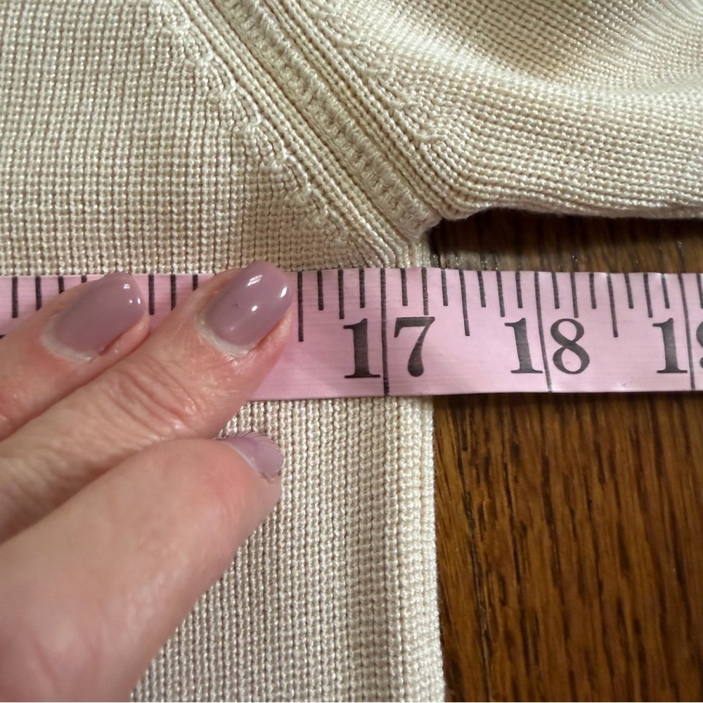Tommy Bahama Cream Silk Blend Cardigan Sweater Size XS - Picture 9 of 10